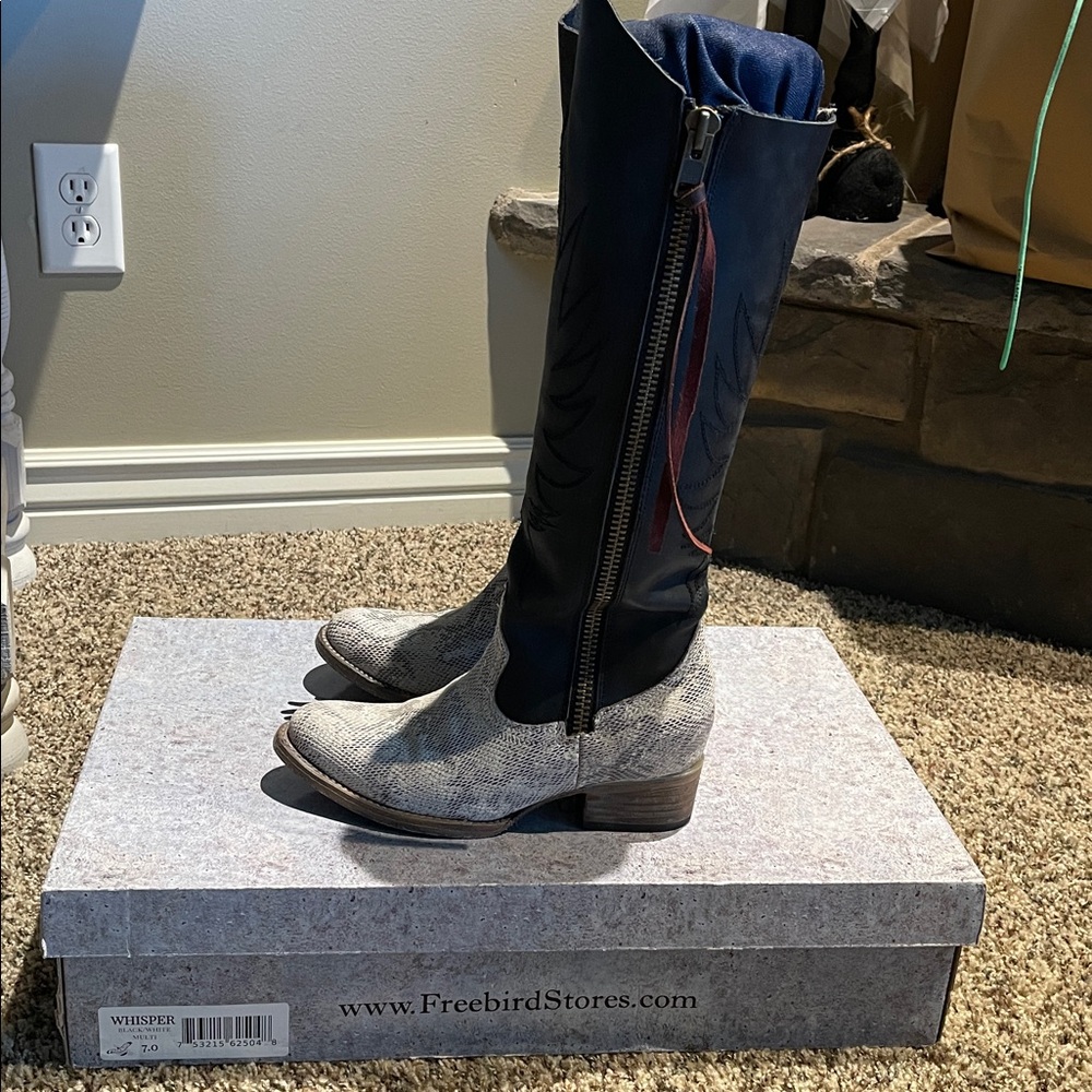 Freebird By Steven Whisper Tall Boots  In Black Snake - Picture 3 of 16